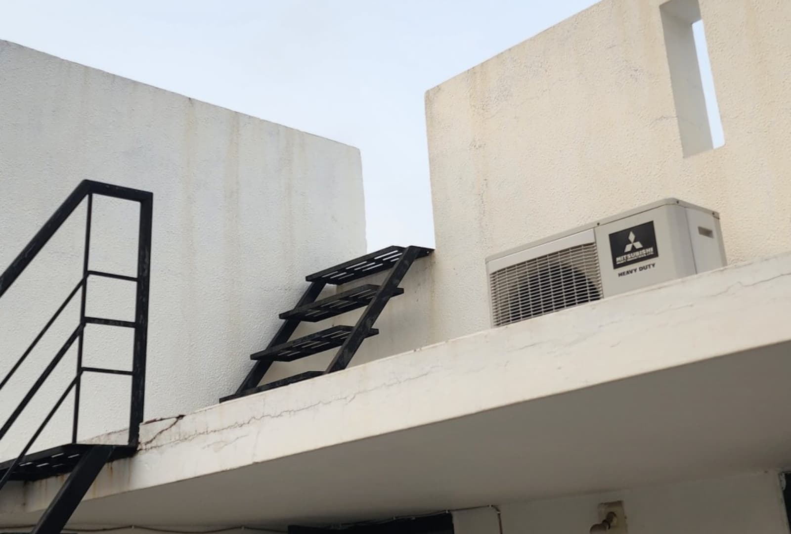 Modern 3 BHK Bungalow photo 4